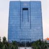 مسدودسازی حساب های پراز پول مشتریان توسط بانک مرکزی