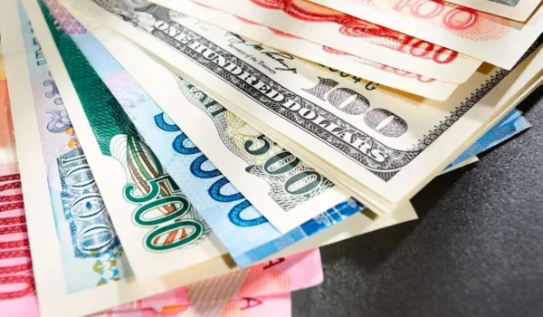 قیمت دلار امروز 18 بهمن 1403